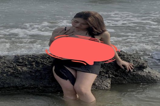 Meninos e irmãs mais novas desfrutam de sexo ao ar livre