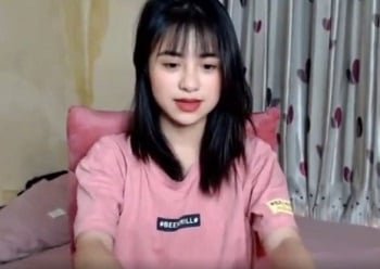 A irmã da Universidade de Ho Chi Minh está apaixonada por sexo