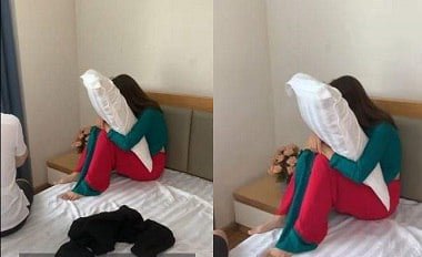 Revelando clipe de sexo com a equipe do marido fodendo um ao outro