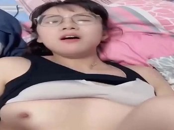 Tran Huyen Tran fodendo um ao outro é realmente alto